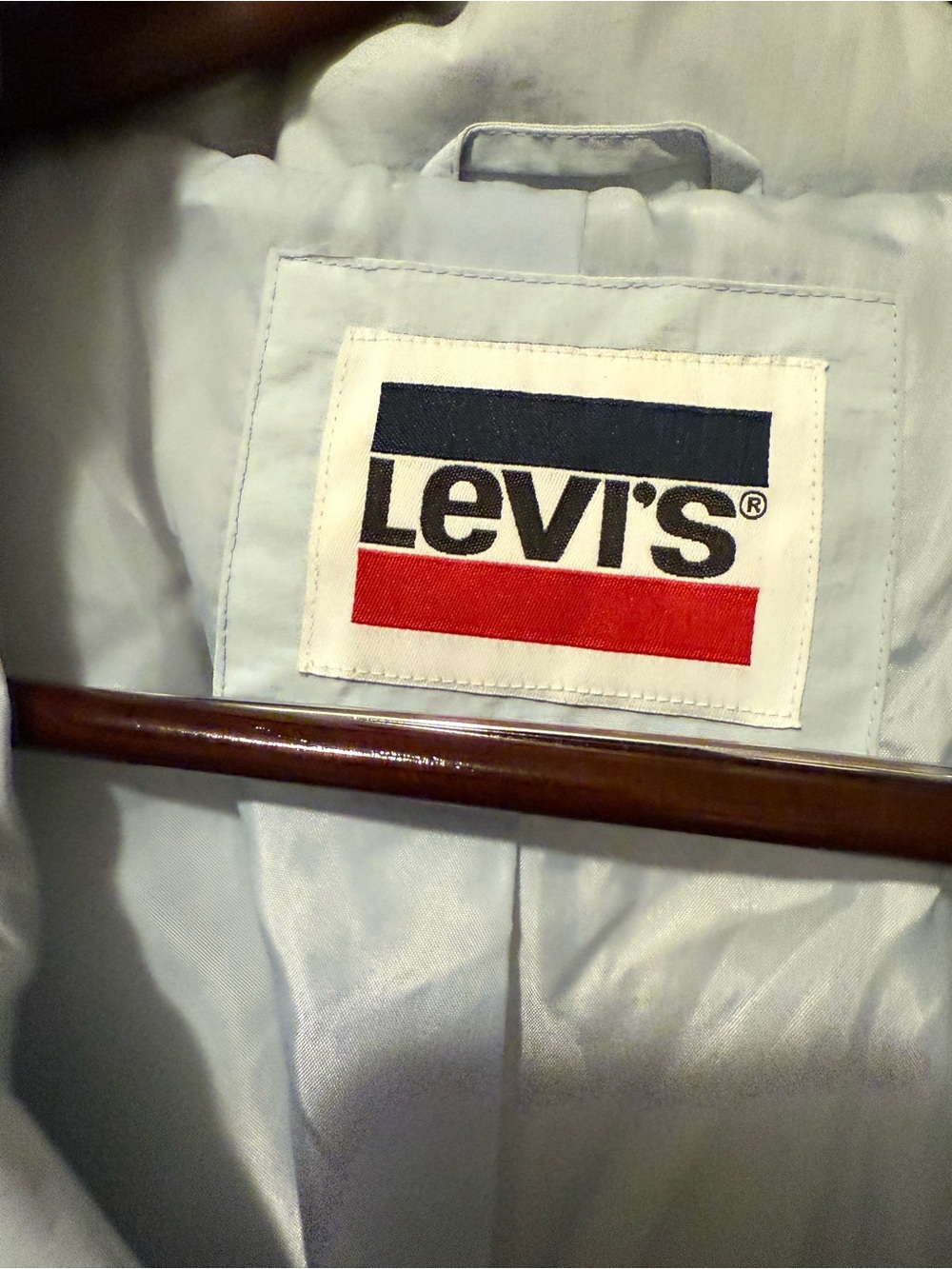 Levi's Light Blue Women's Puffer Bomber Jacket - Picture 2 of 5